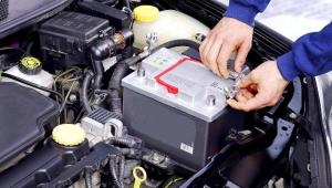 Aspektet kryesore të mirëmbajtjes dhe funksionimit të baterive të makinave