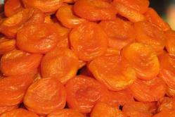 Beneficial properties and harm of dried apricots for the body